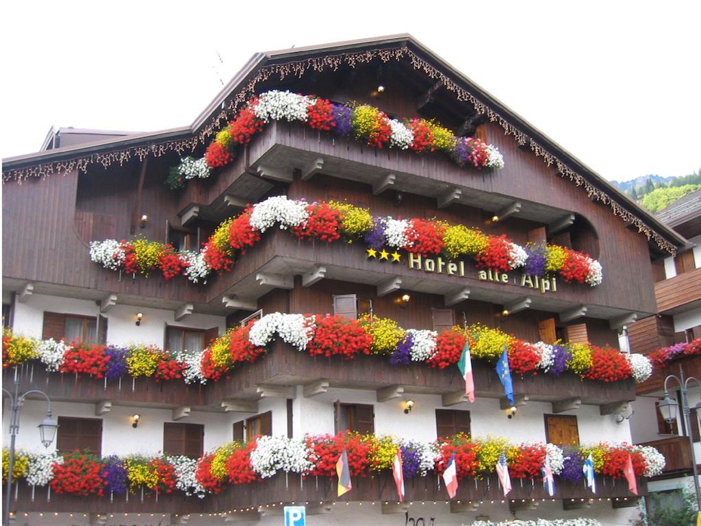 Hotel Alle Alpi Alleghe Exteriör bild